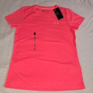 Under Armour Heat Gear Small pink shirt